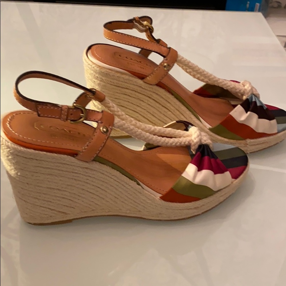 Coach Catolina Stripe/V Wedges 8m - Picture 2 of 5